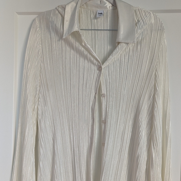 Plisse Shirt + Shorts Set (Bridal Set) - Picture 8 of 13